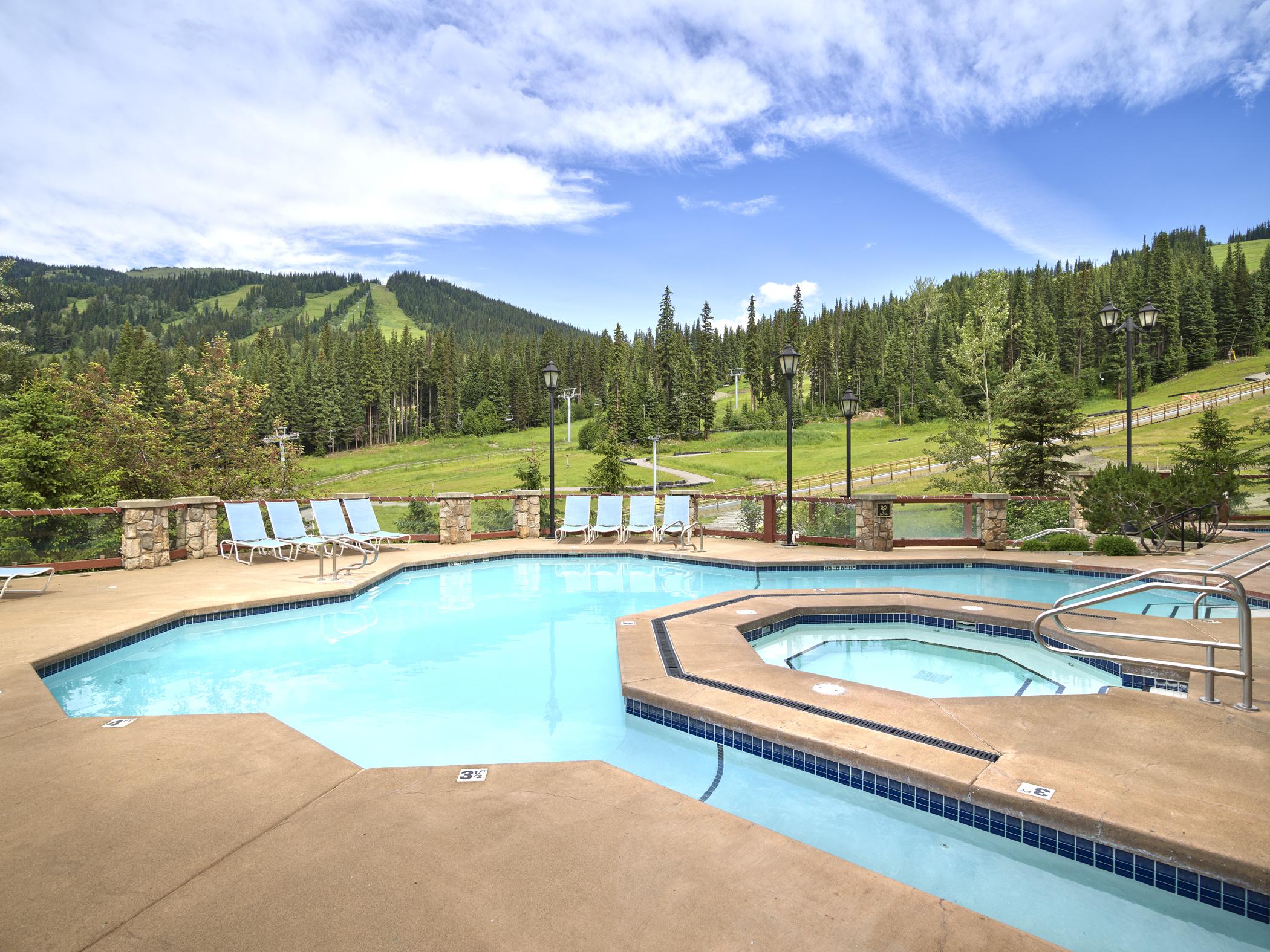 Grand & Conference Centre 5*