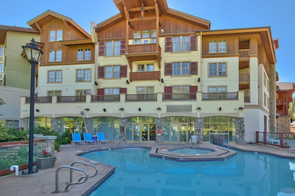 Station touristique Grand & Conference Centre Sun Peaks
