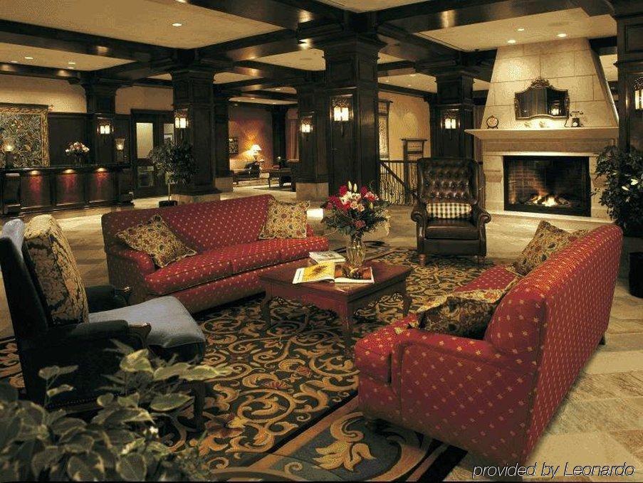 Grand & Conference Centre 5* Sun Peaks